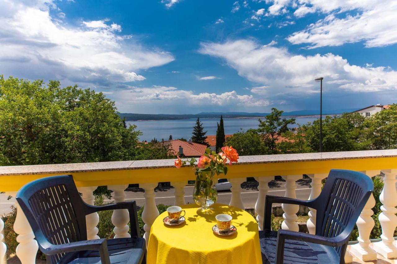Apartments Artan Crikvenica Eksteriør bilde