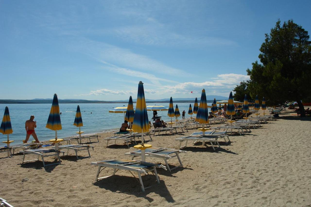 Apartments Artan Crikvenica Eksteriør bilde