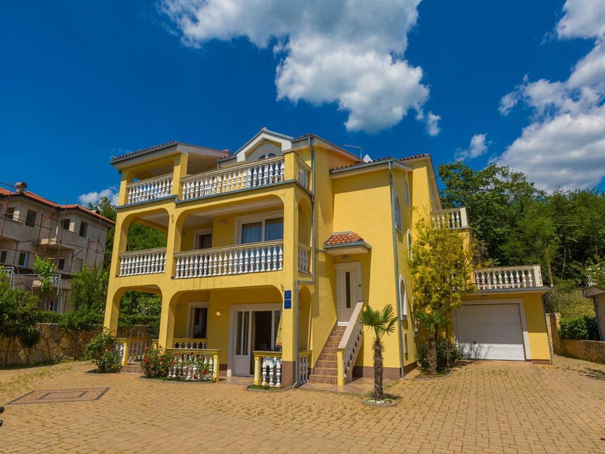 Apartments Artan Crikvenica Eksteriør bilde