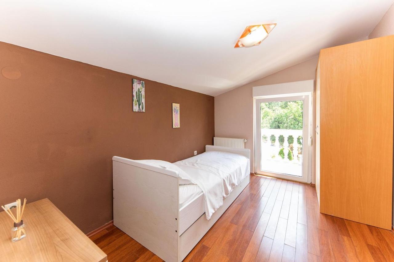 Apartments Artan Crikvenica Eksteriør bilde